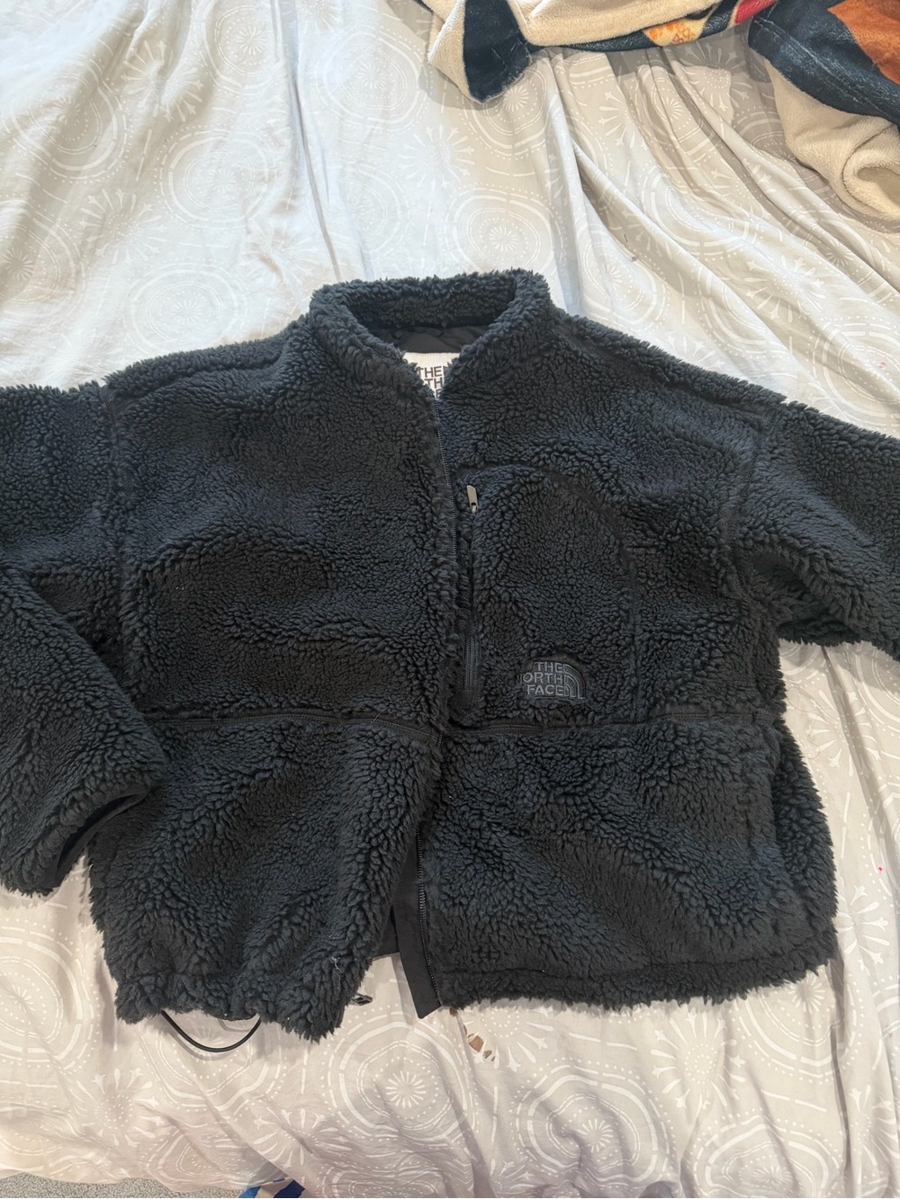 The North Face Cropped Black Sherpa